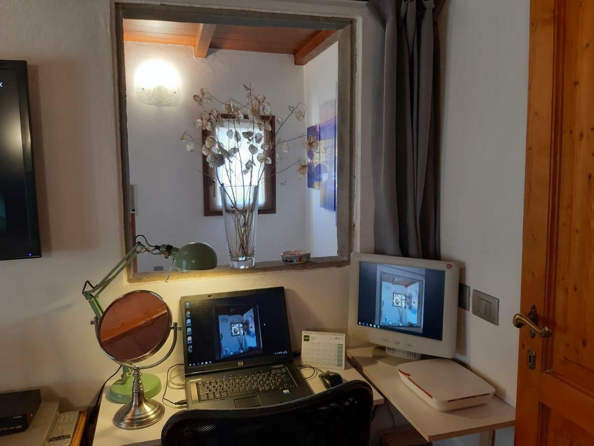 Porcellana Twenty-Six Florence Wi-Fi Apartment Esterno foto